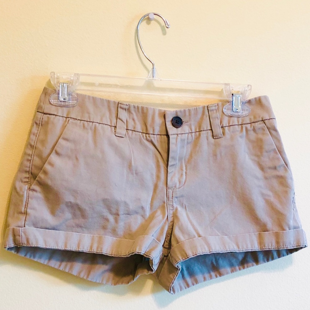 Cute Khaki Shorts!💗
